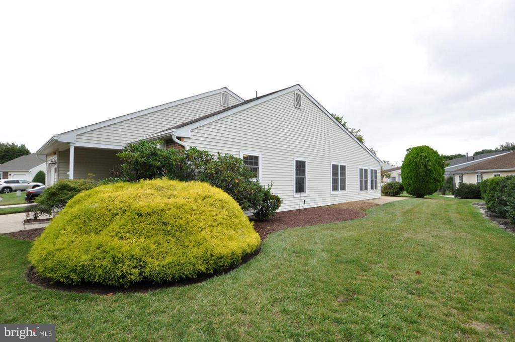 10 HANOVER COURT