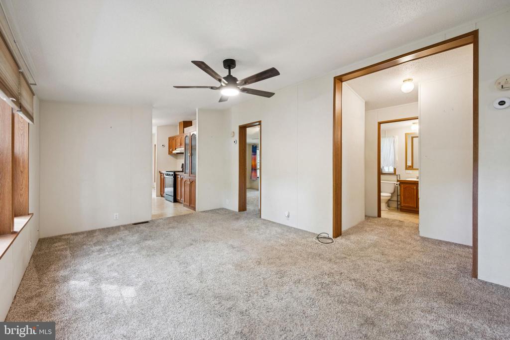 1A OAKVIEW DRIVE