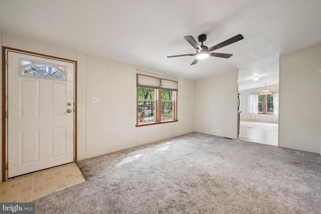 1A OAKVIEW DRIVE