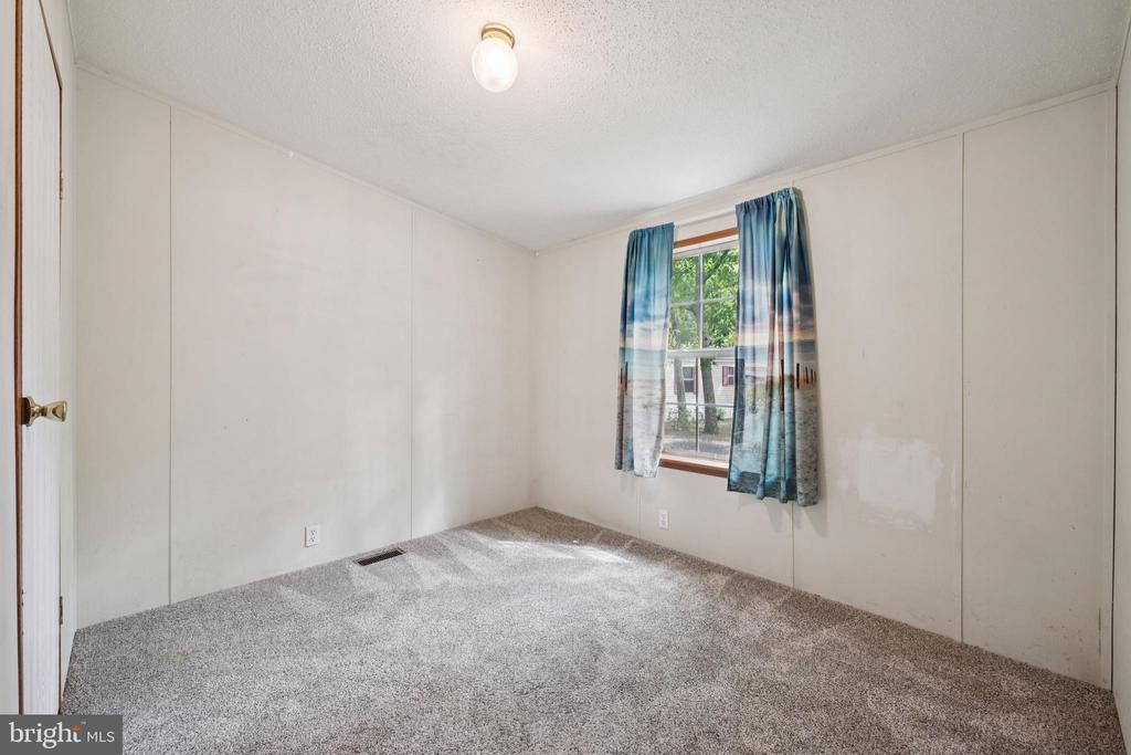 1A OAKVIEW DRIVE
