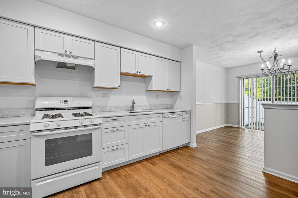 1105 YARMOUTH LANE