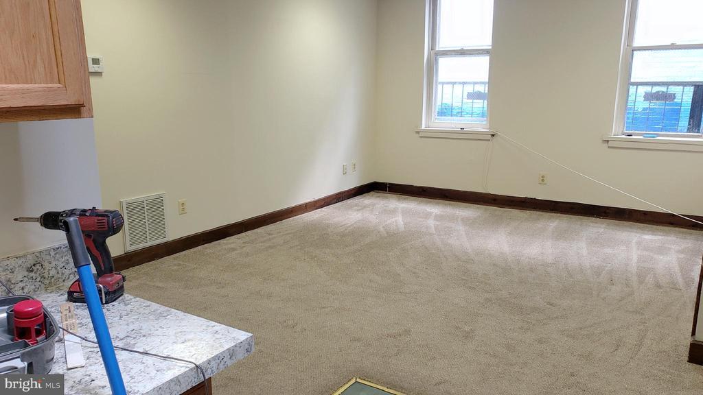 347 HIGH STREET APT 2C
