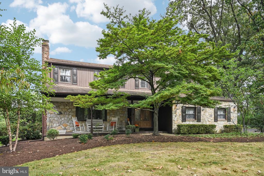1001 CHERRY LANE