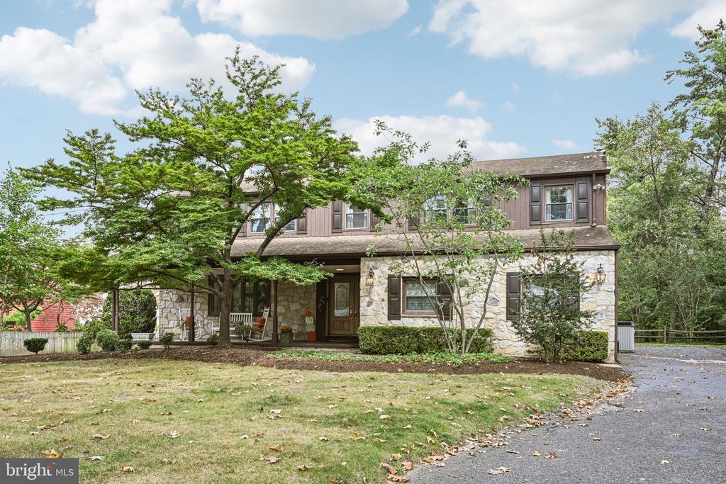 1001 CHERRY LANE