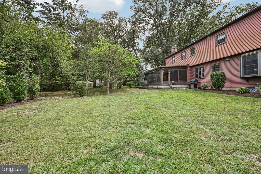 1001 CHERRY LANE