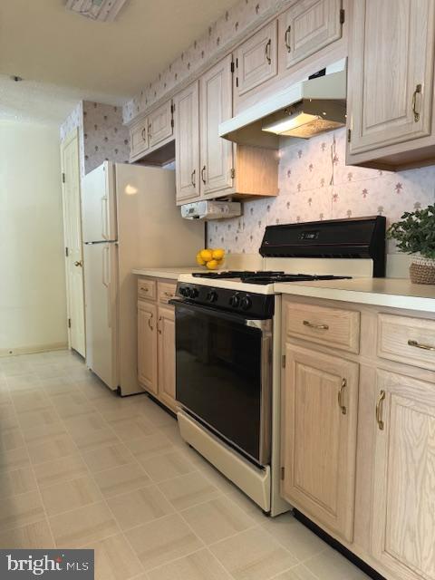 1 INVERNESS CIRCLE