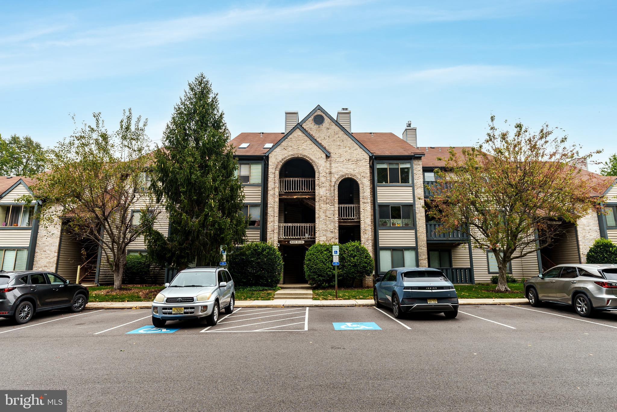 5116 ABERDEEN DRIVE C