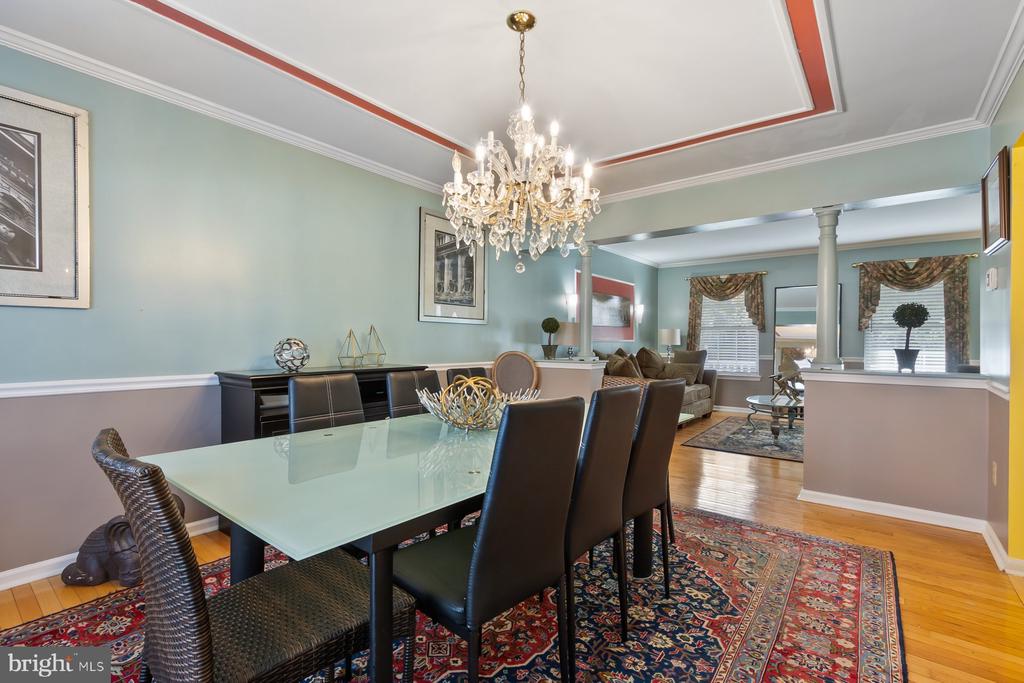 71 KINGSBRIDGE DRIVE