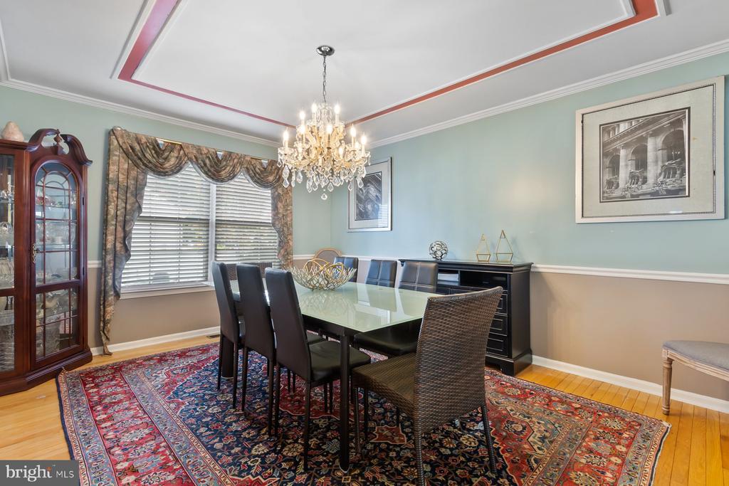 71 KINGSBRIDGE DRIVE