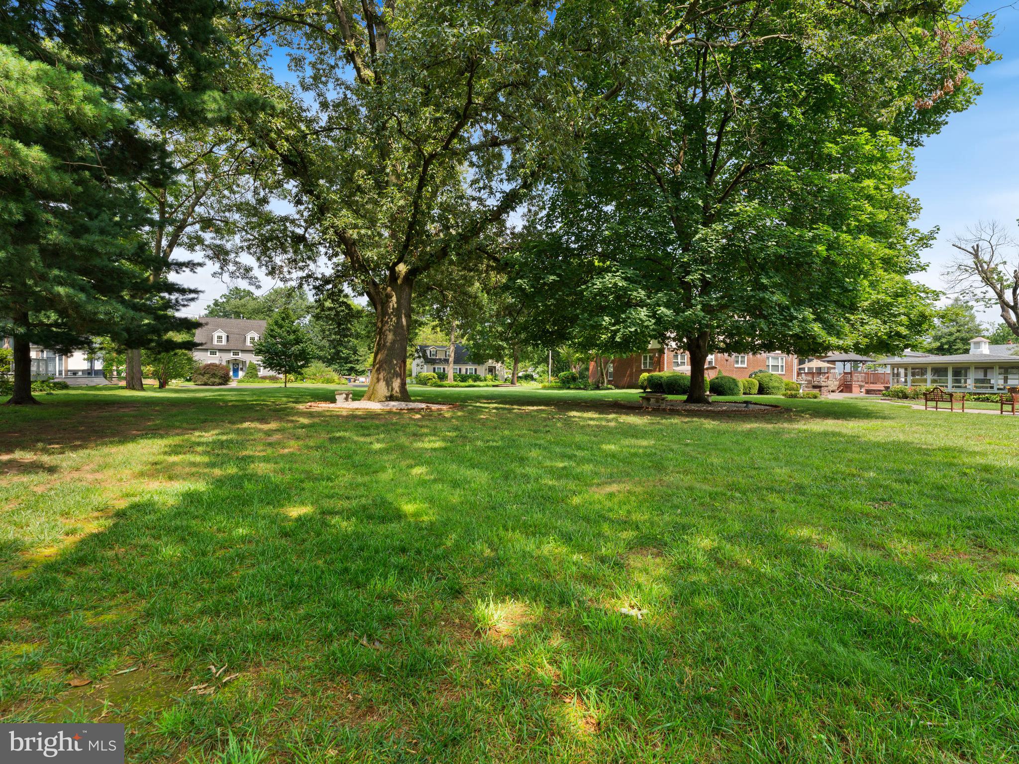 116 S LINCOLN AVENUE