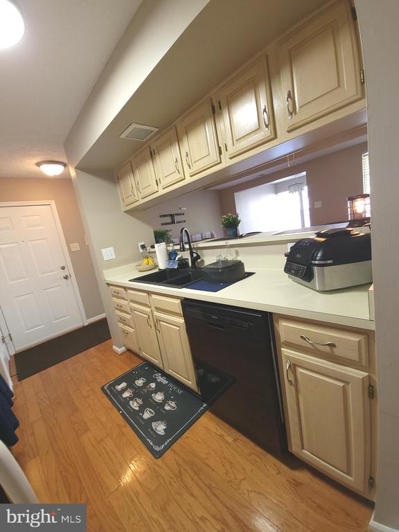 89 ELDON WAY