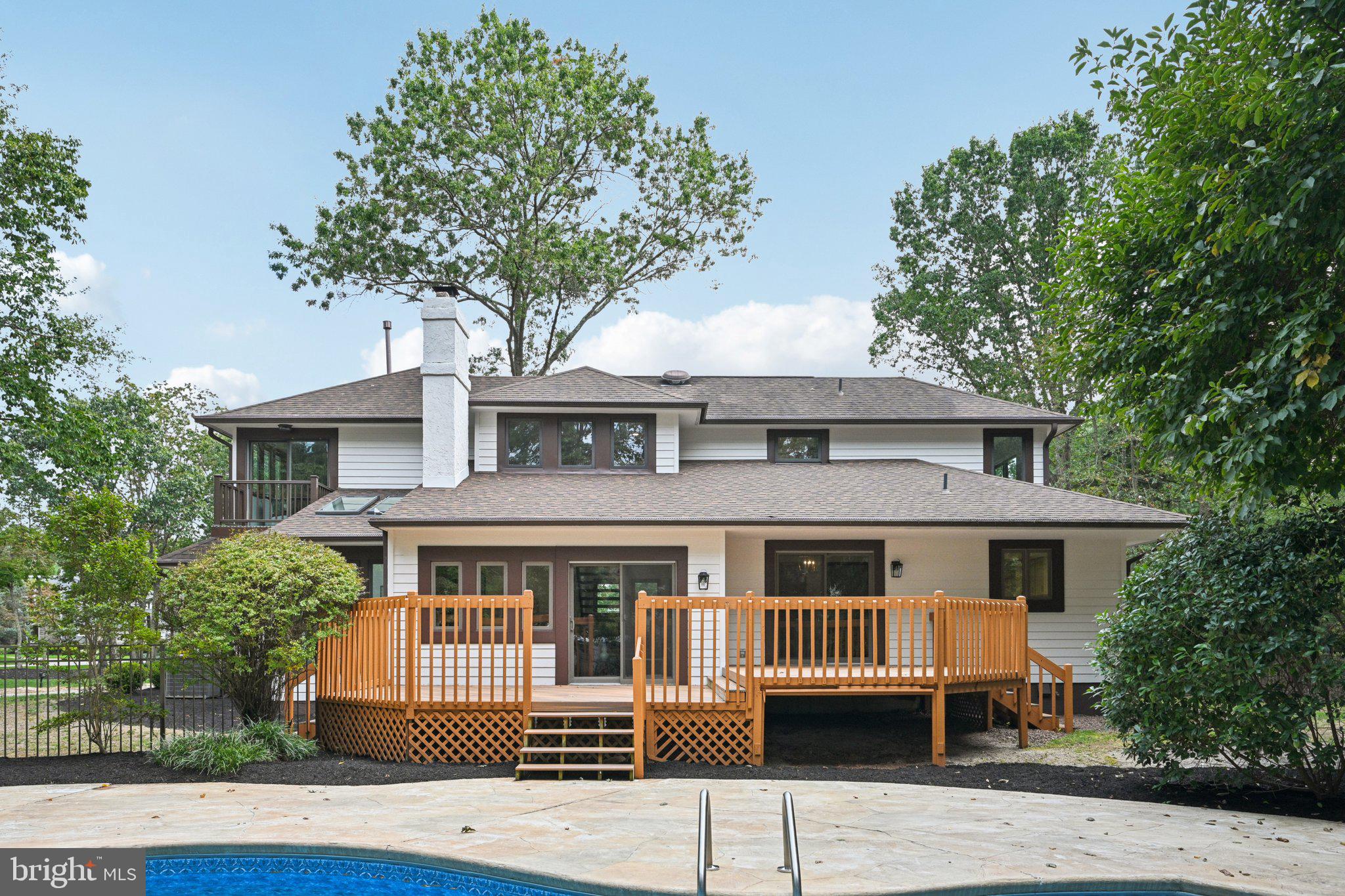 3 N COUNTRY LAKES DRIVE