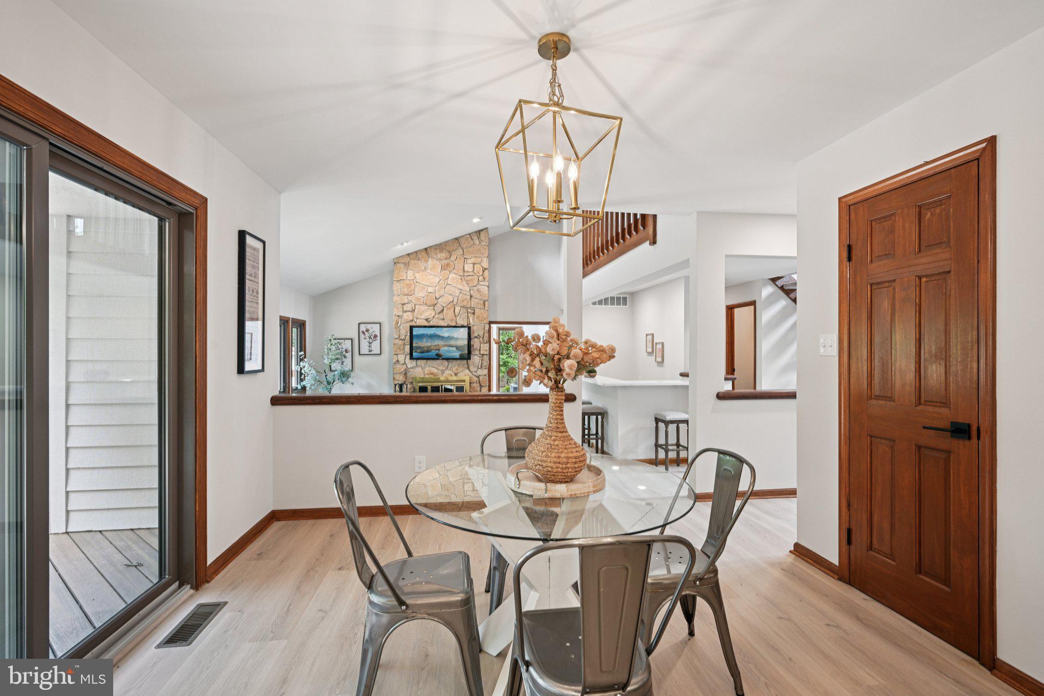 3 N COUNTRY LAKES DRIVE