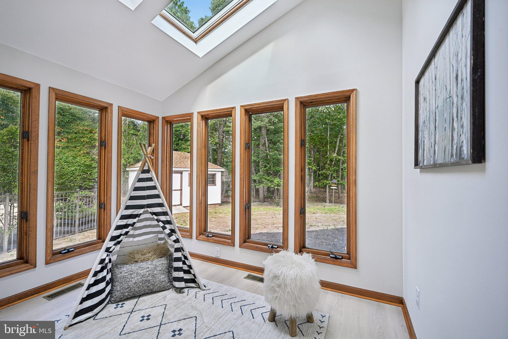 3 N COUNTRY LAKES DRIVE
