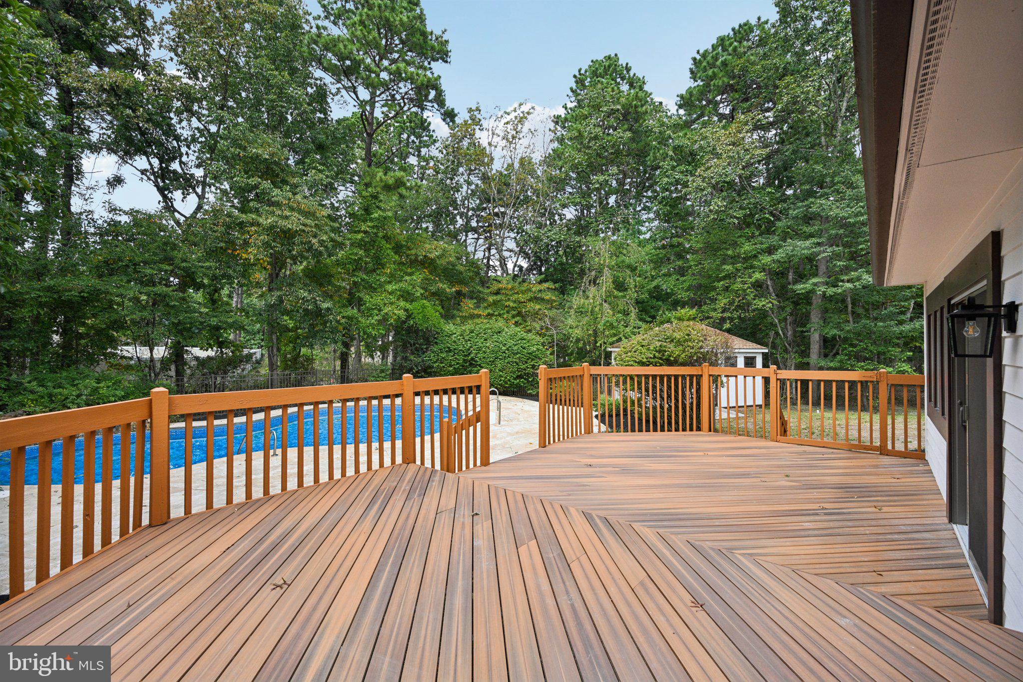 3 N COUNTRY LAKES DRIVE