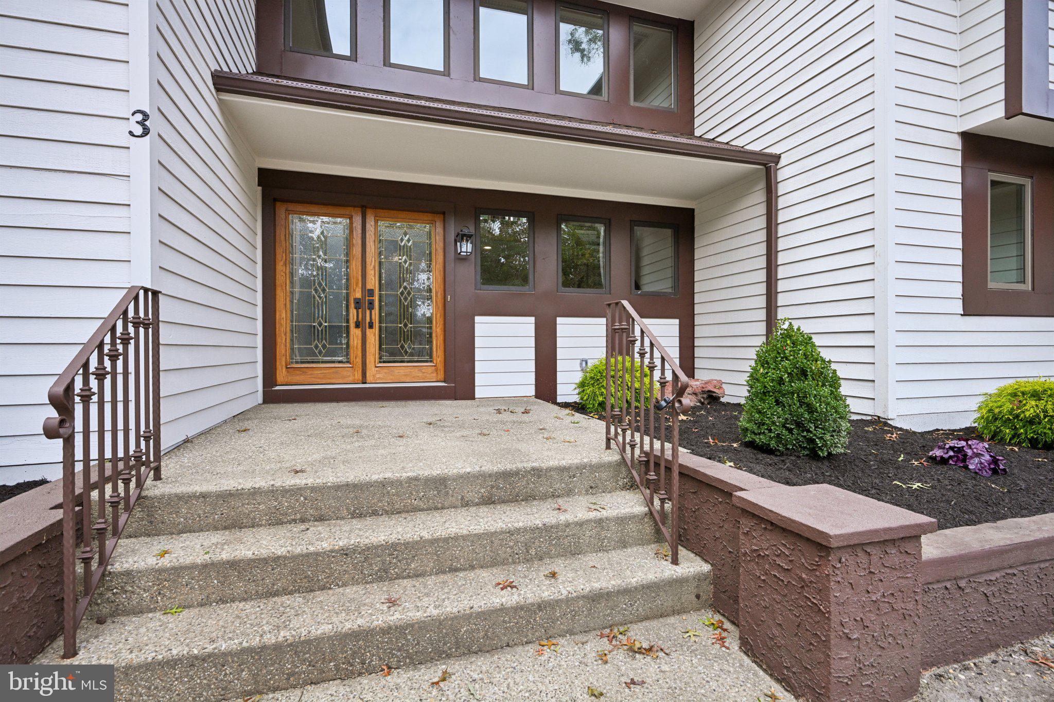 3 N COUNTRY LAKES DRIVE