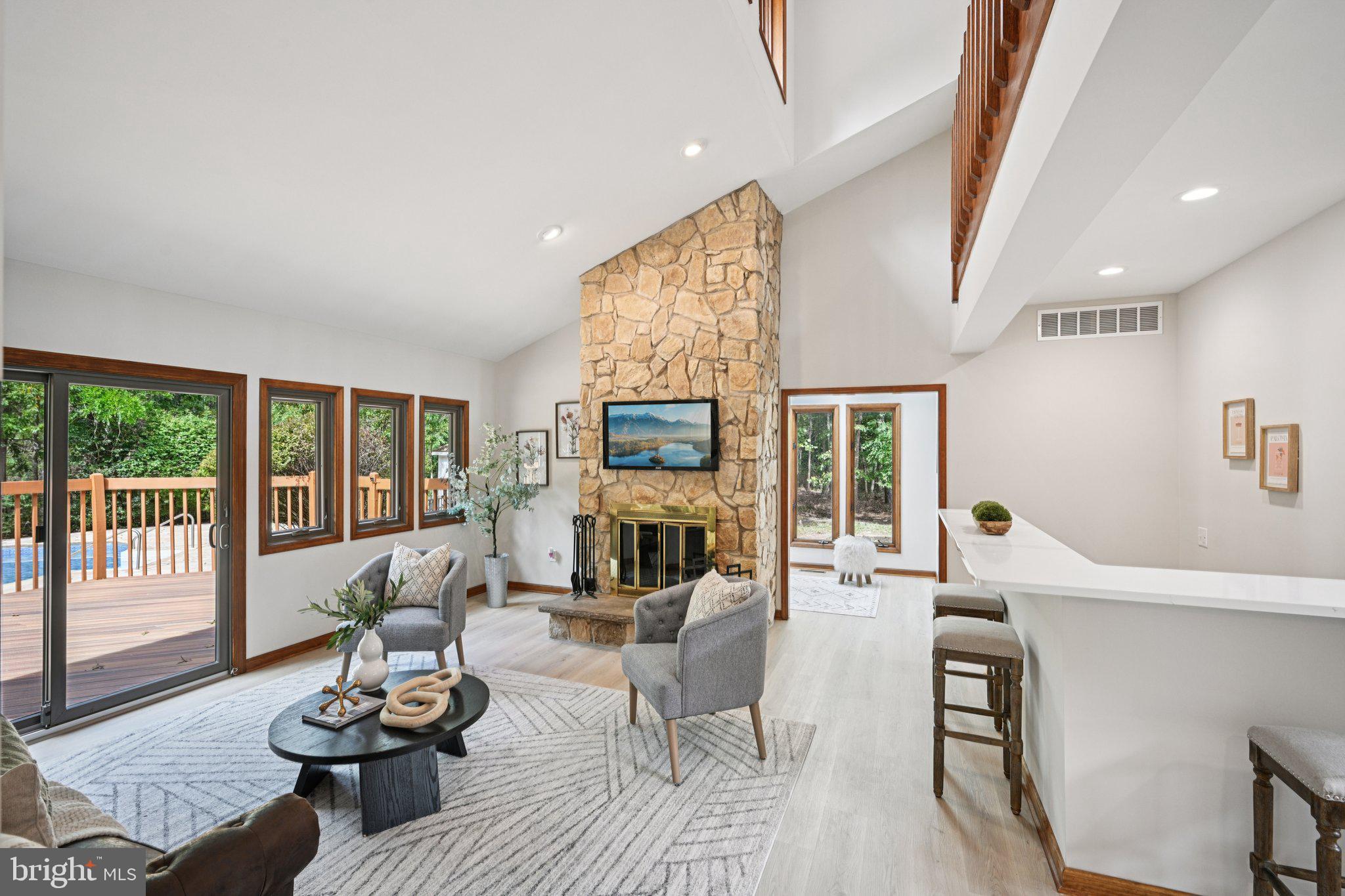 3 N COUNTRY LAKES DRIVE