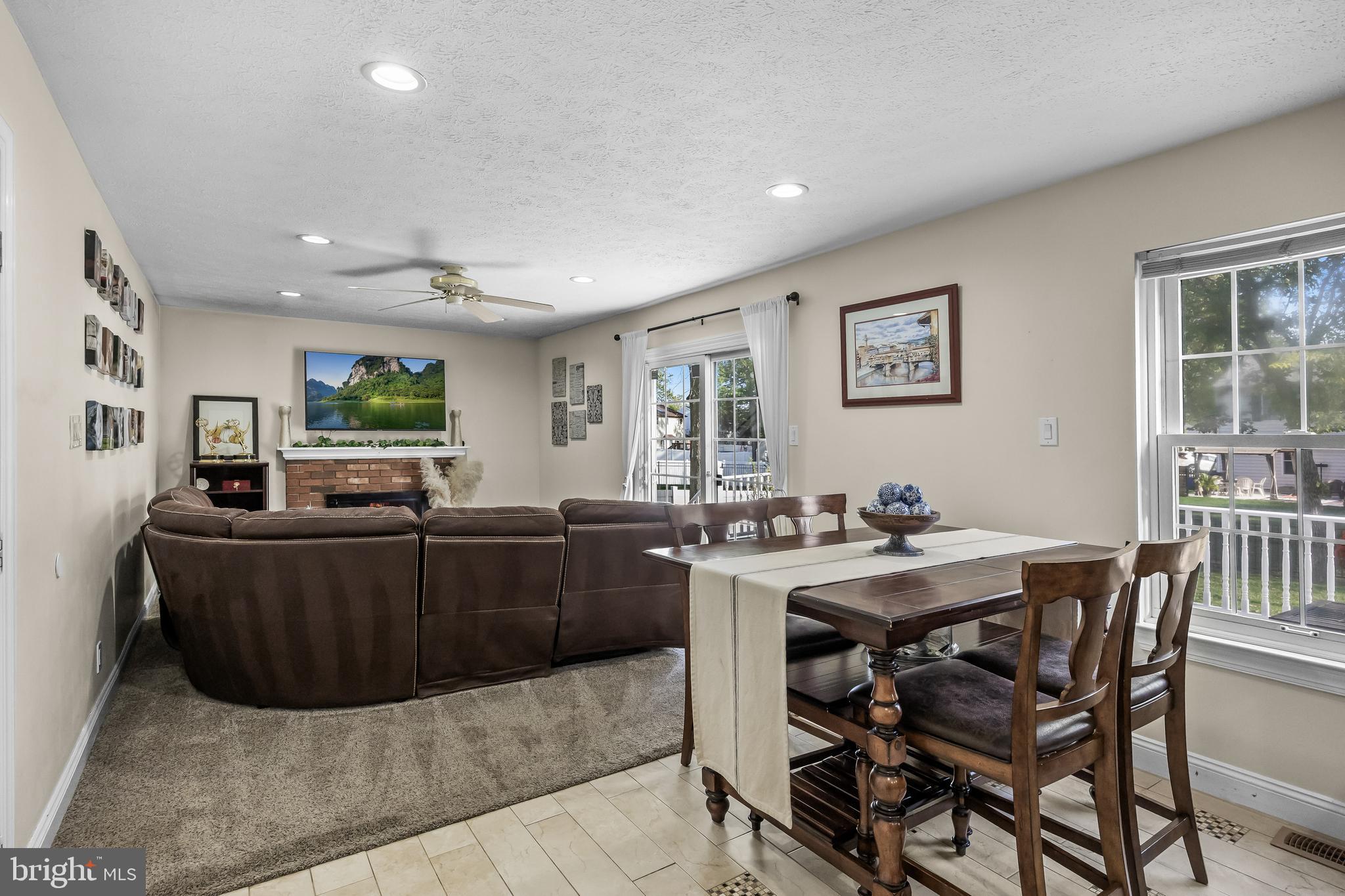 47 BON AIR DRIVE