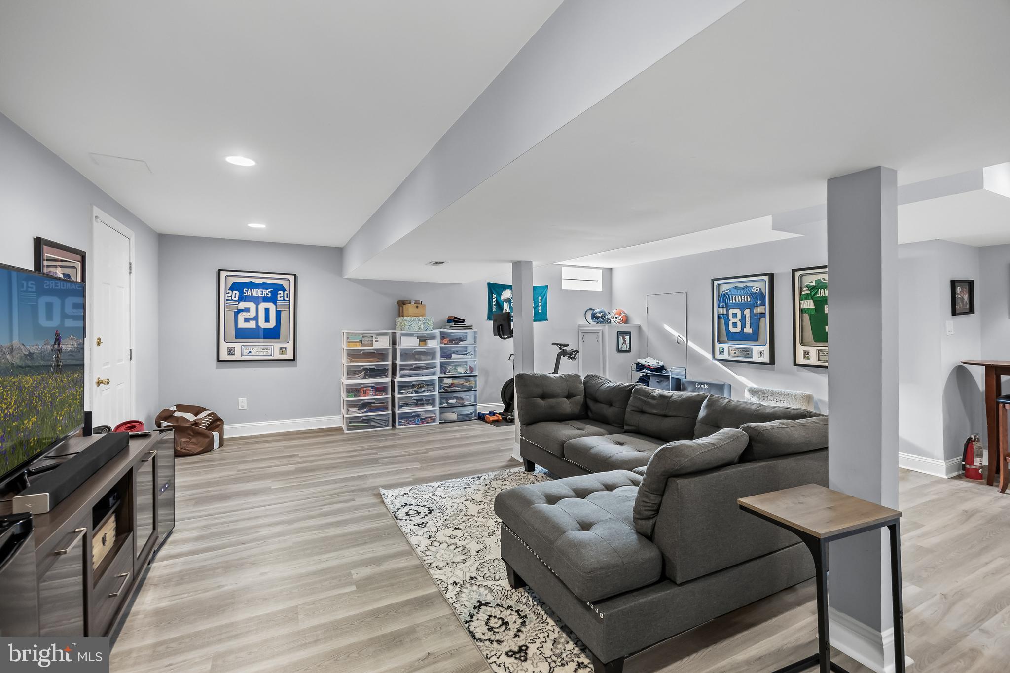47 BON AIR DRIVE