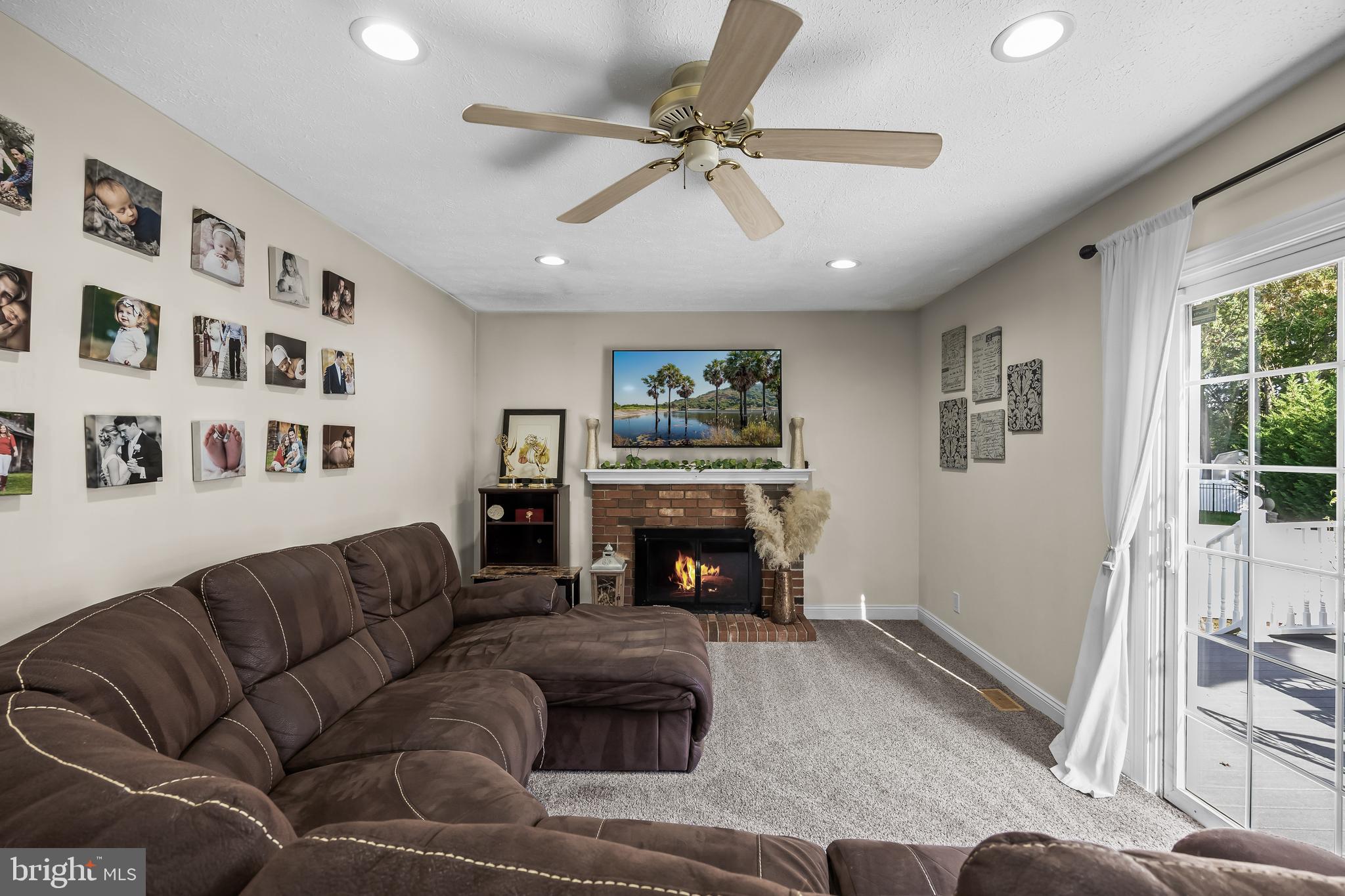 47 BON AIR DRIVE