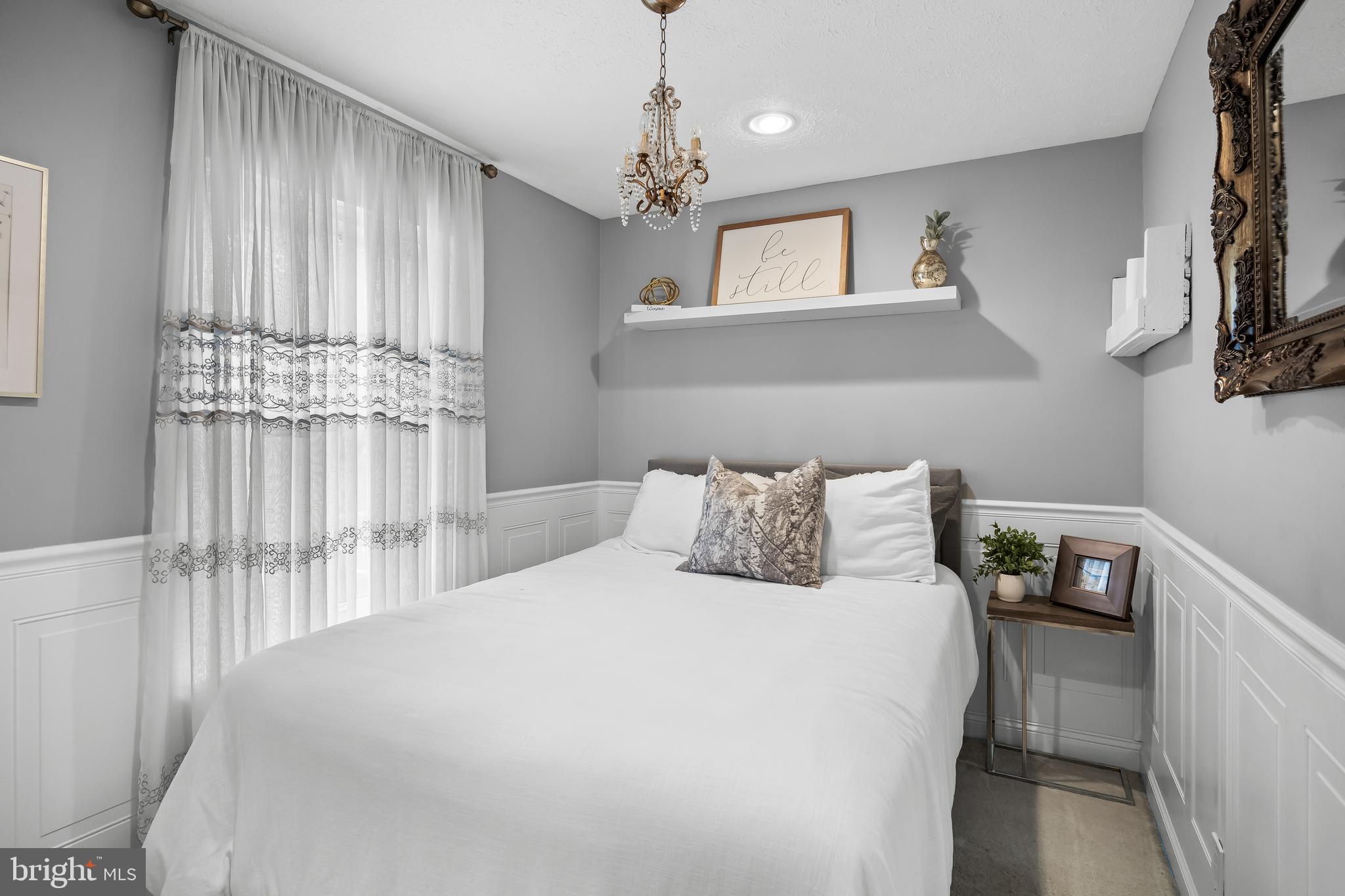 47 BON AIR DRIVE