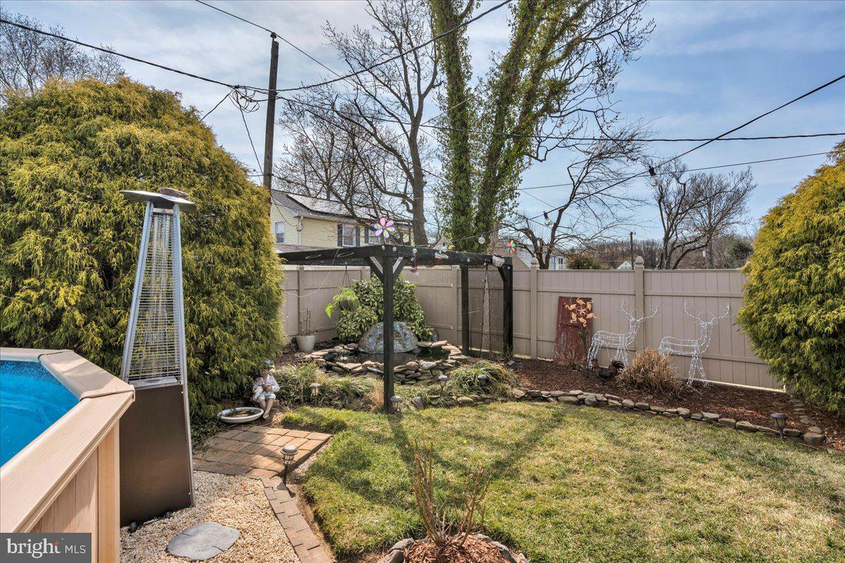 80 EMBER LANE