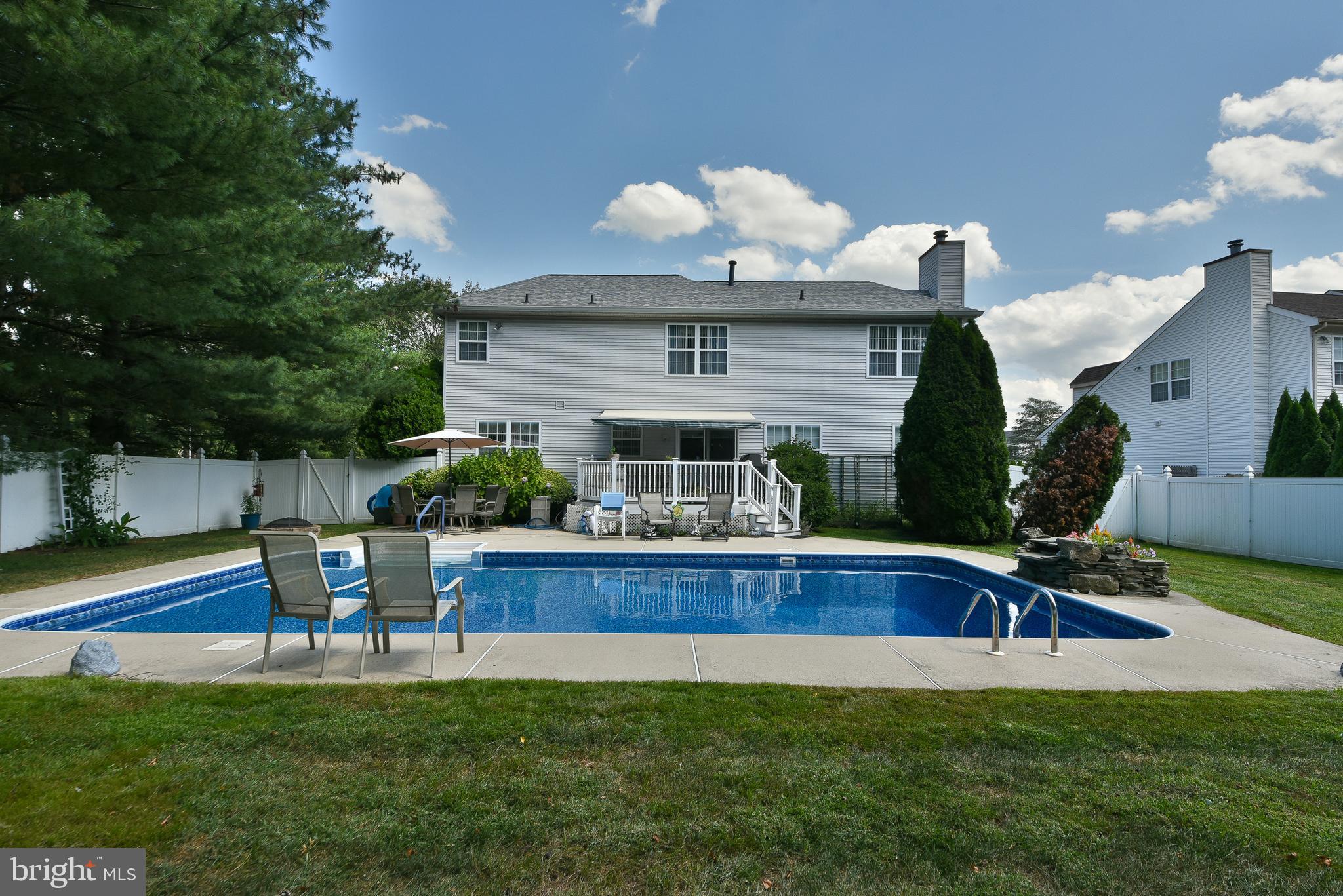 1 SUNNYSIDE COURT