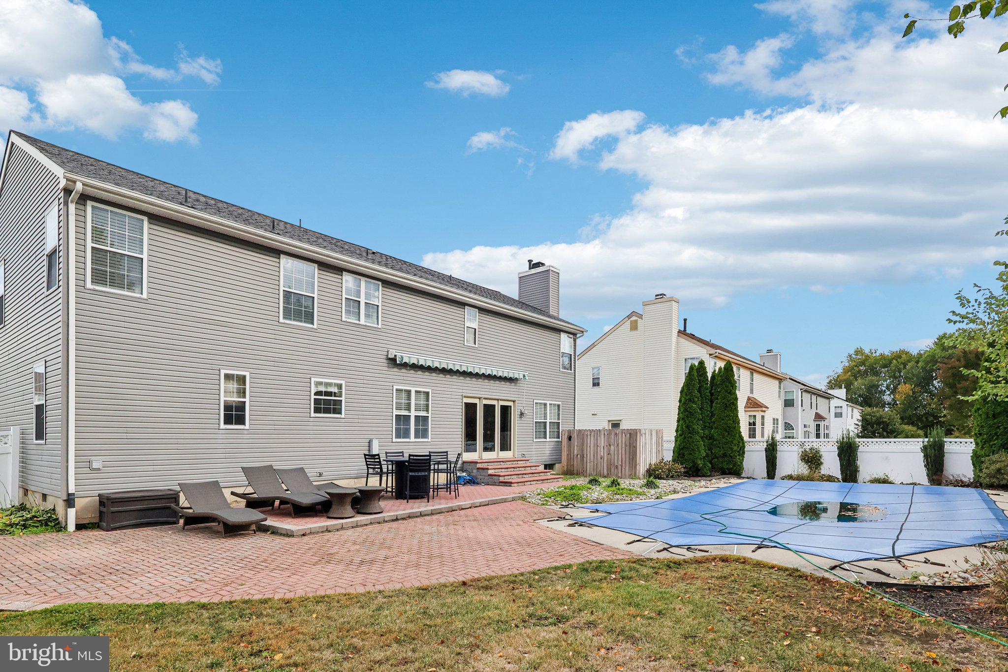 19 ANNAPOLIS DRIVE