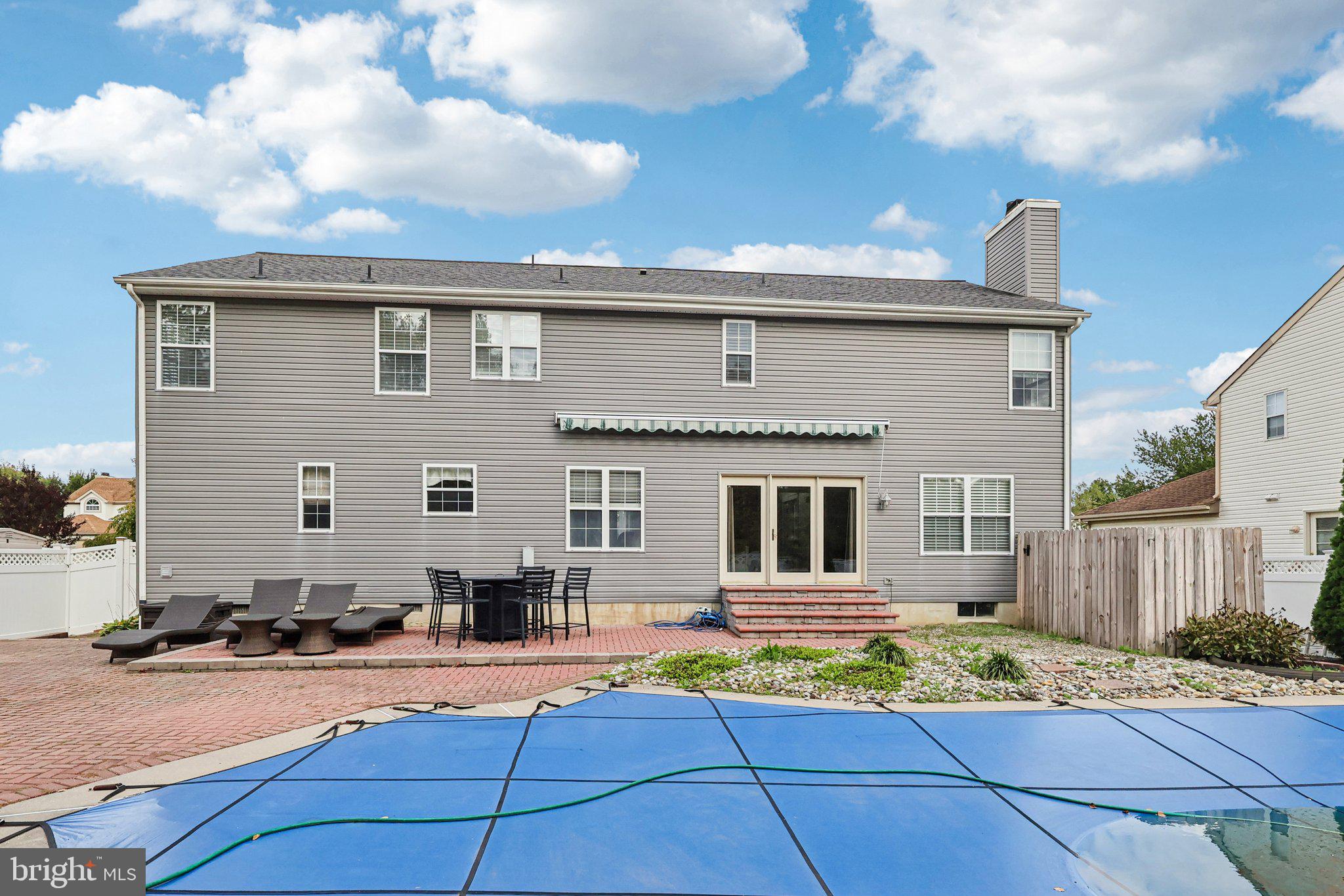 19 ANNAPOLIS DRIVE