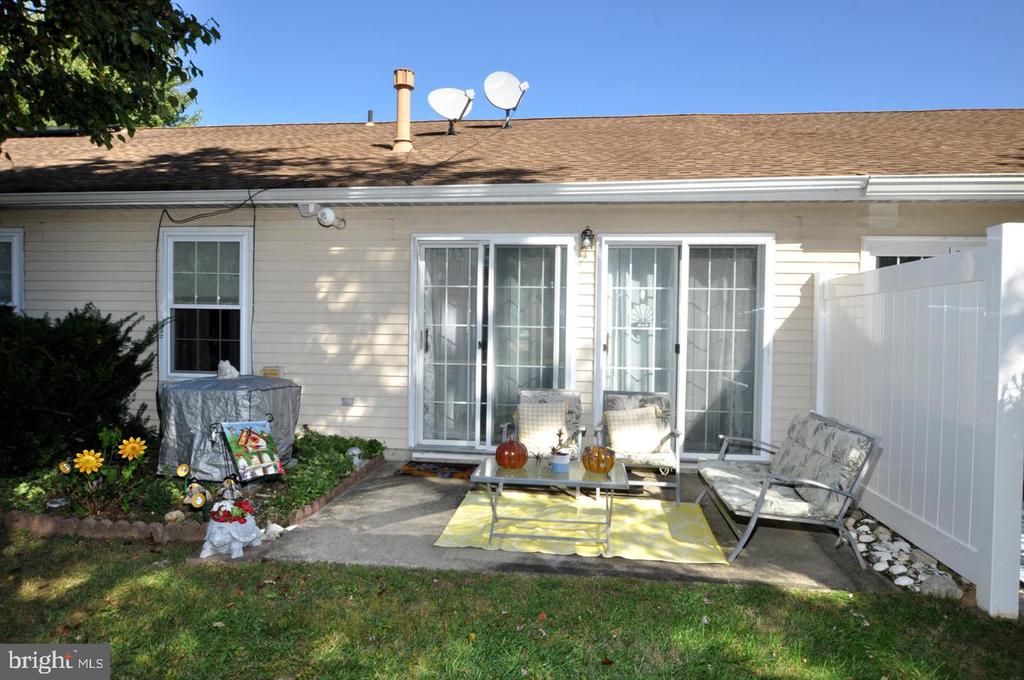 11 E BERWIN WAY