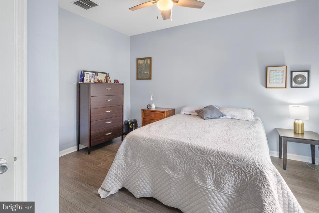 142 ROSEBAY COURT