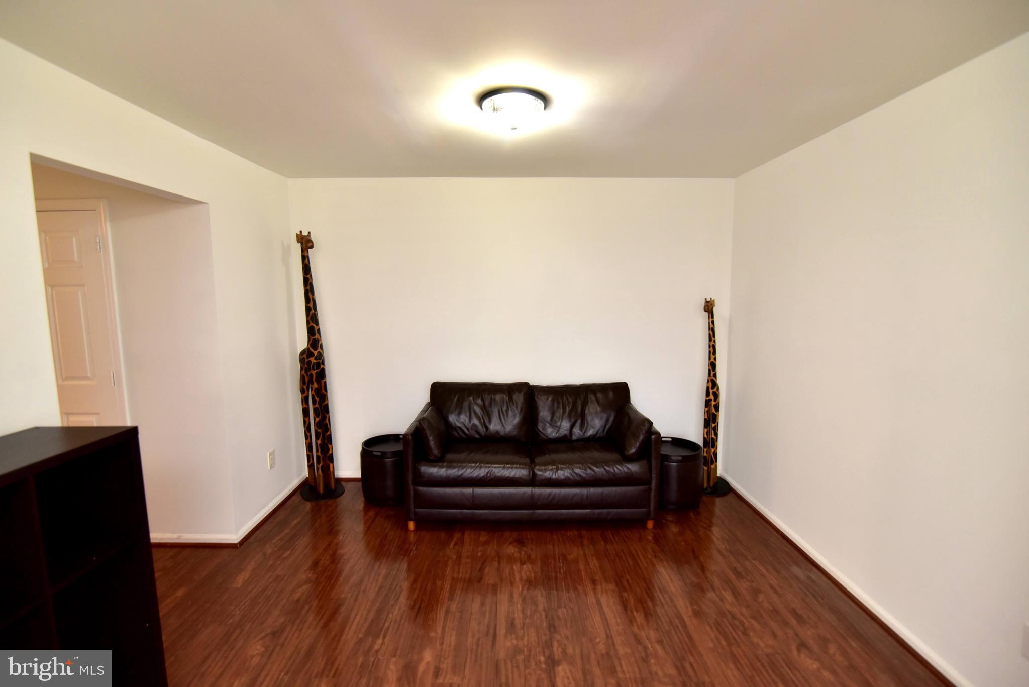 5108 HALIFAX WAY