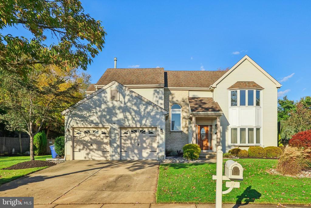 22 HAWK LANE