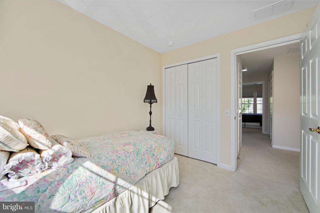 27 FIRETHORN LANE