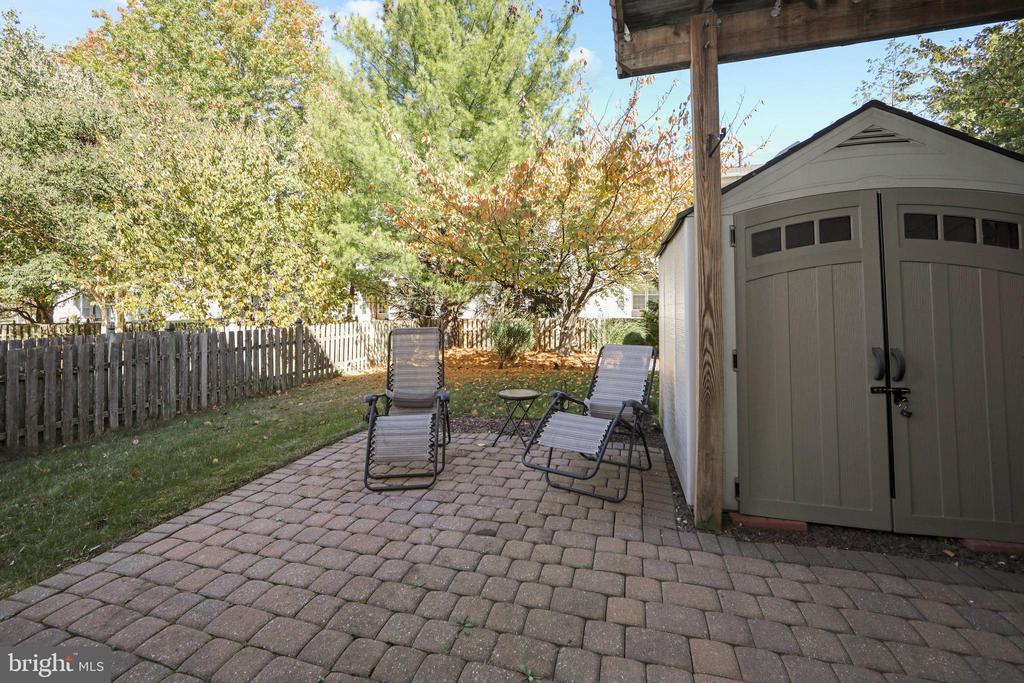 27 FIRETHORN LANE