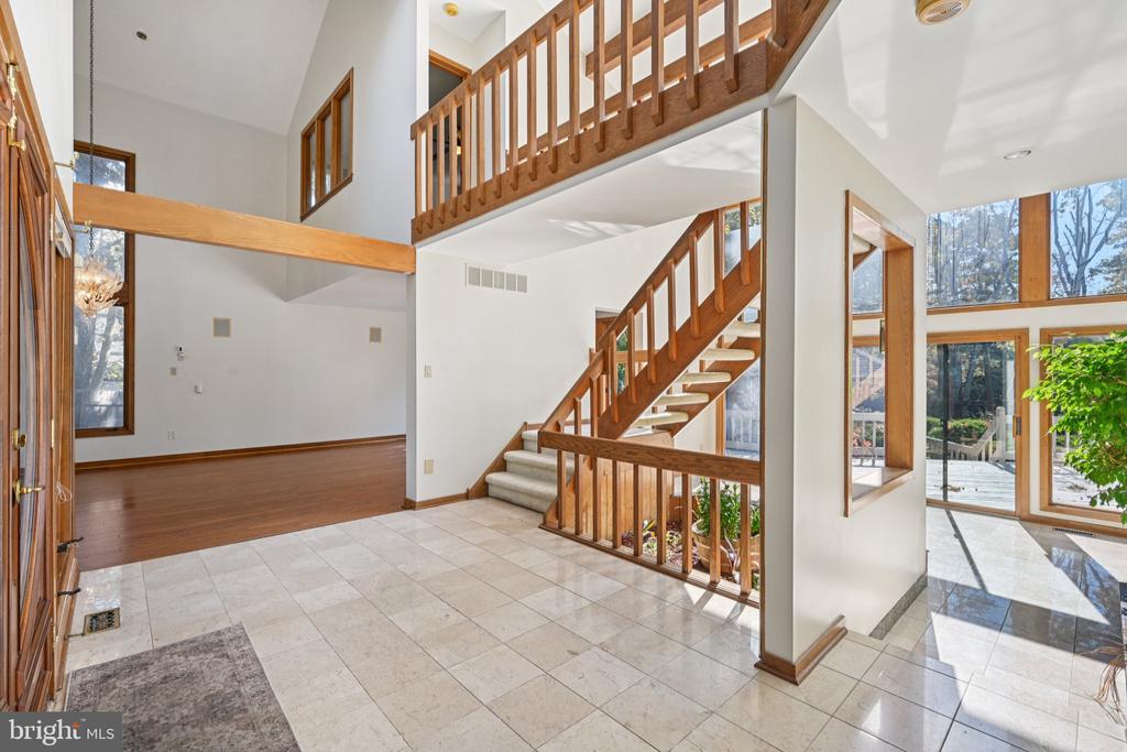 12 N COUNTRY LAKES DRIVE