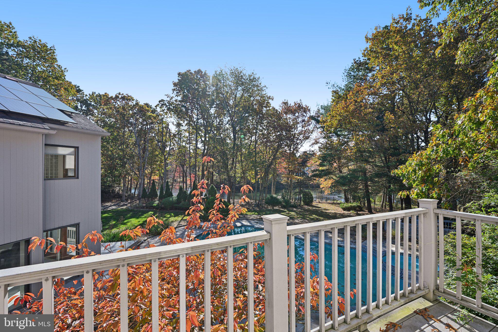 12 N COUNTRY LAKES DRIVE