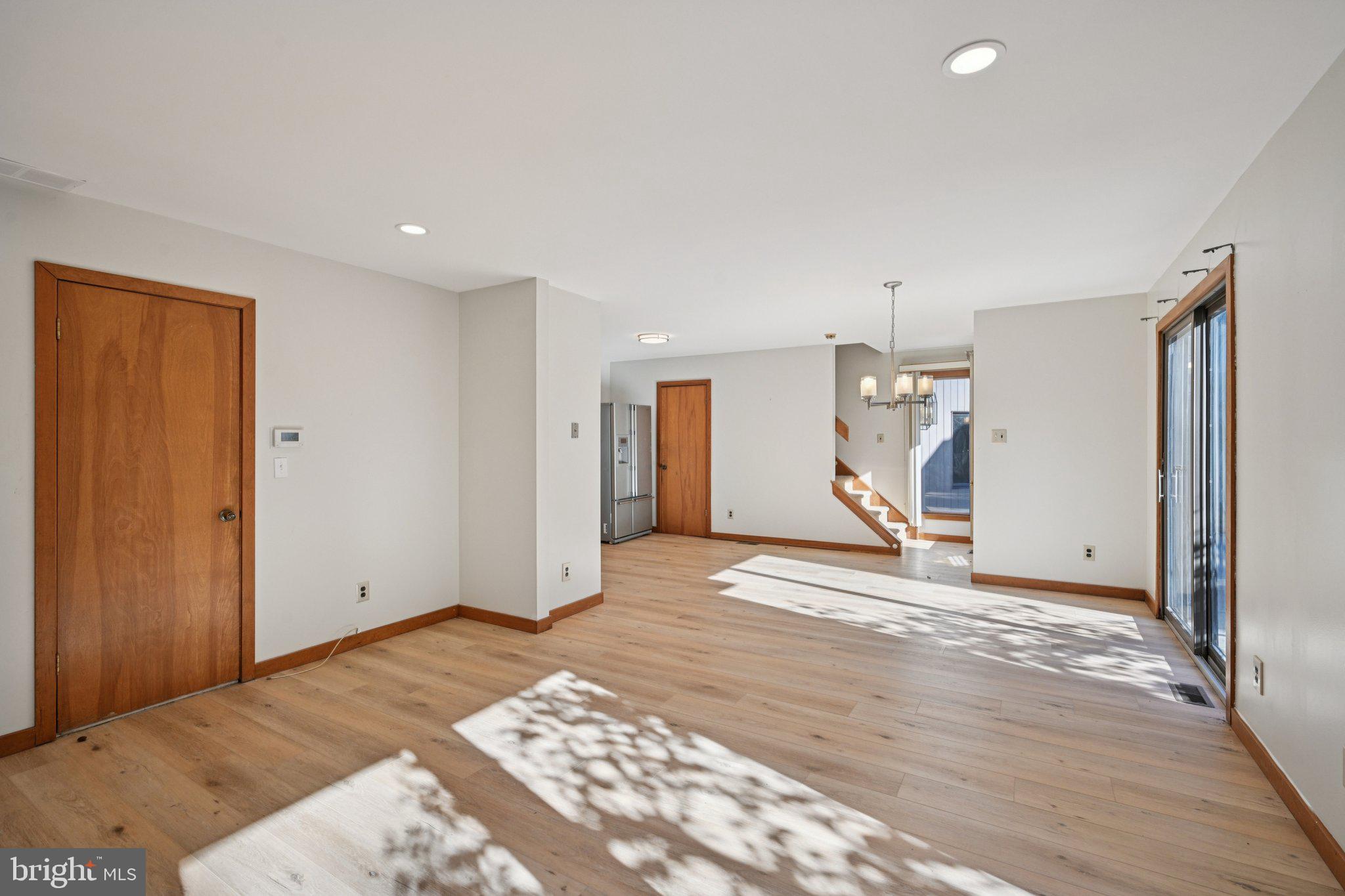 12 N COUNTRY LAKES DRIVE