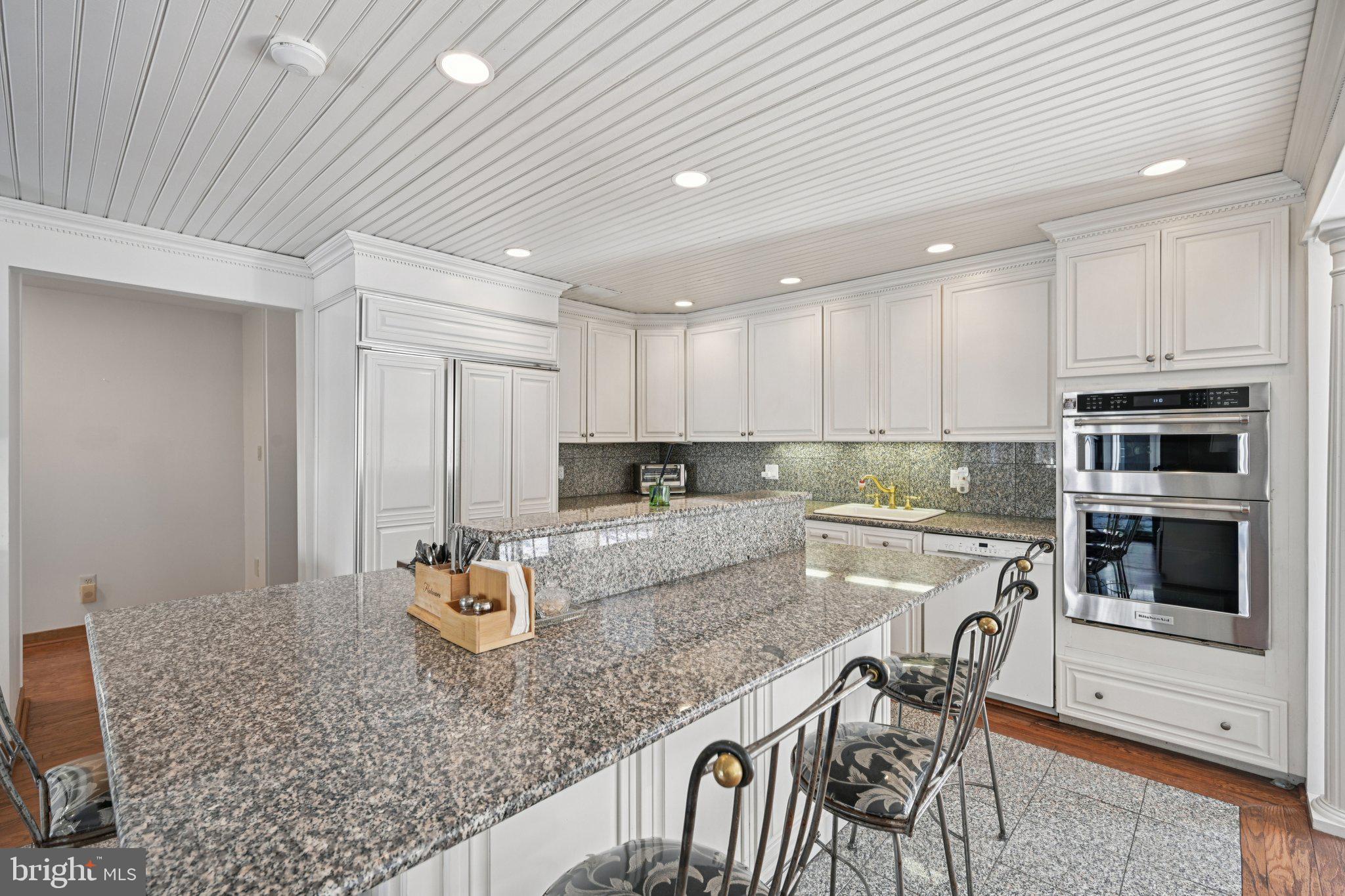 12 N COUNTRY LAKES DRIVE