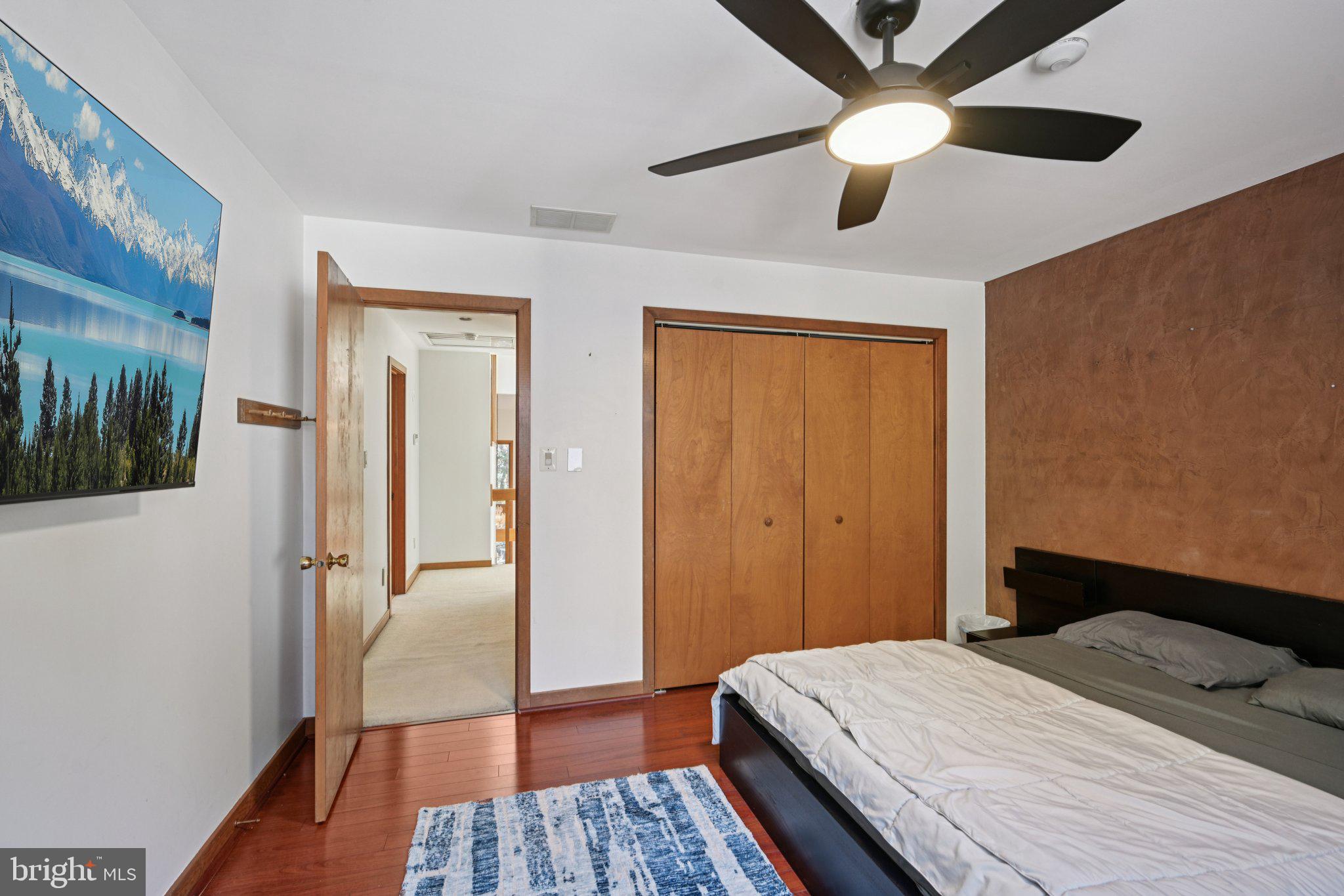 12 N COUNTRY LAKES DRIVE