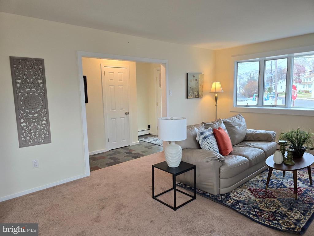 120 E CENTER AVENUE