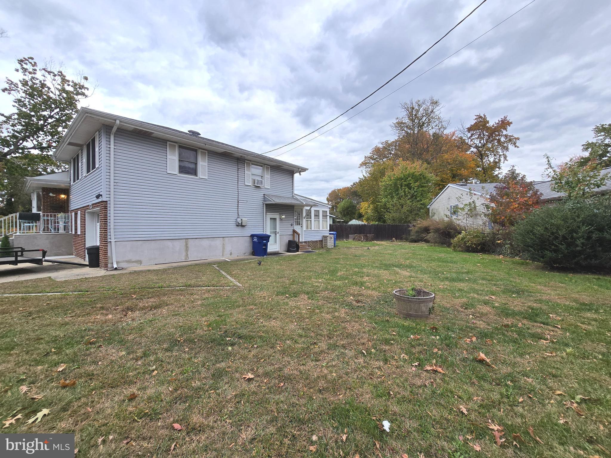 120 E CENTER AVENUE