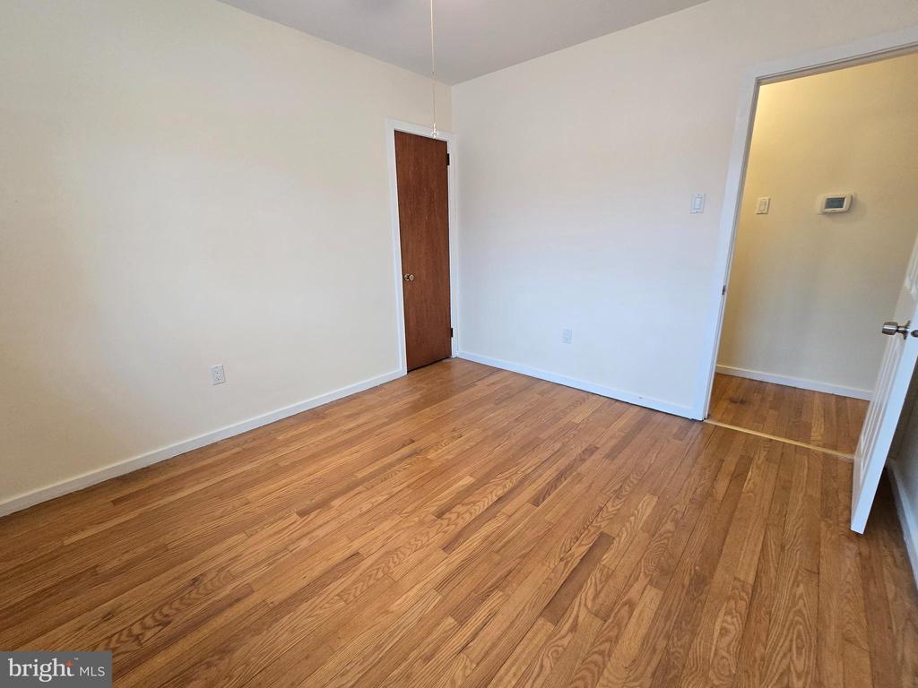120 E CENTER AVENUE