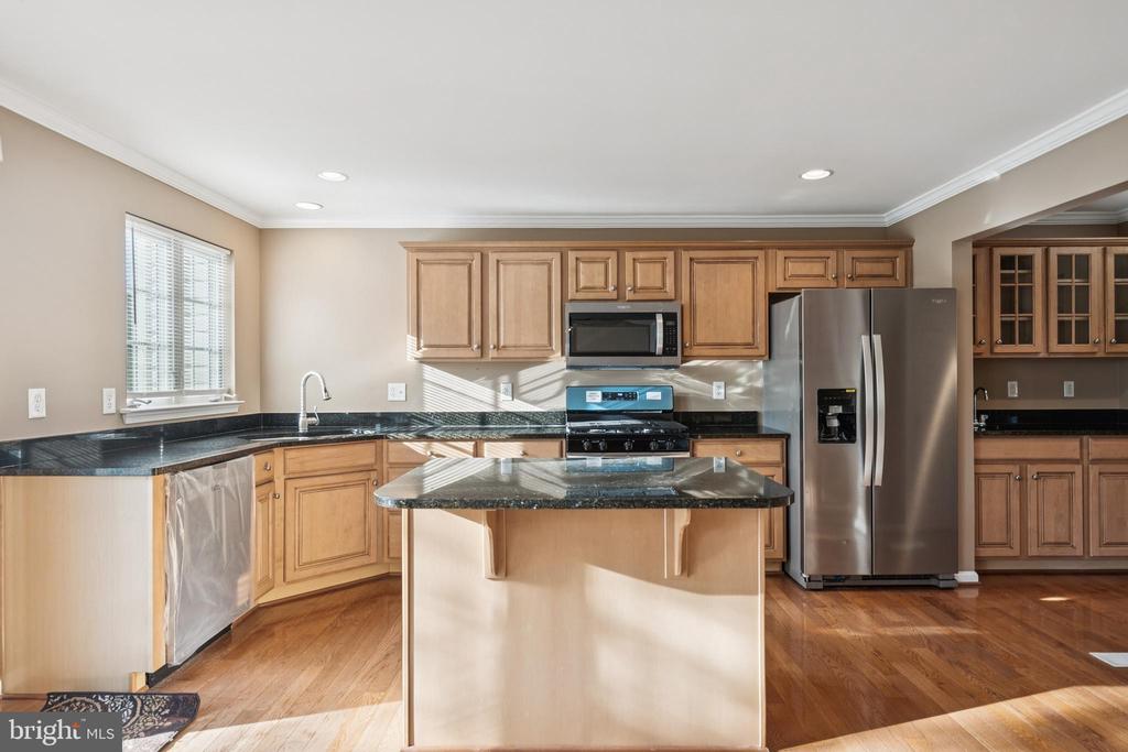 1521 JASON DRIVE