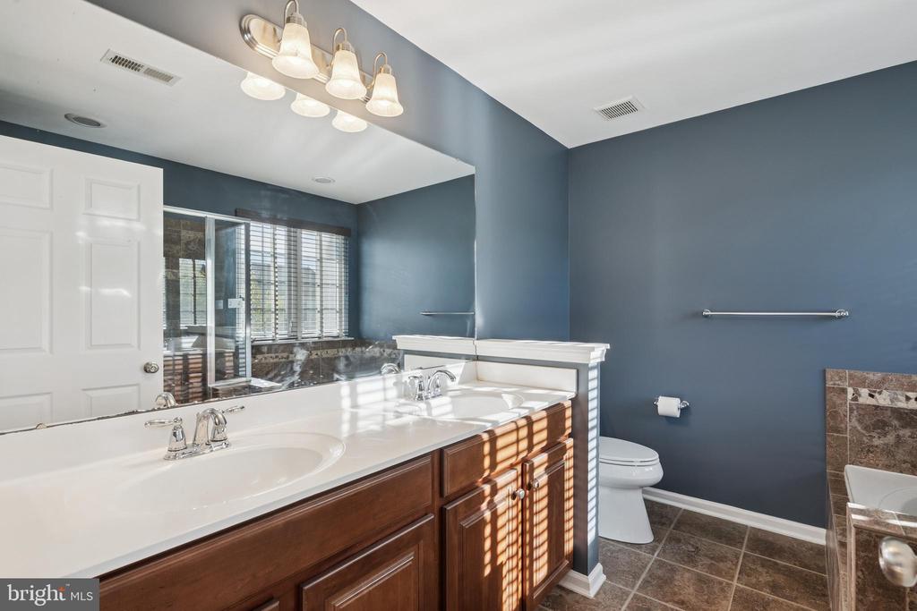 1521 JASON DRIVE
