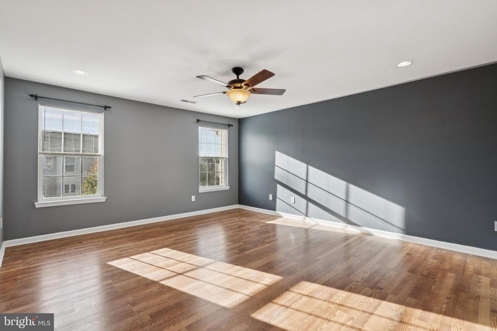 1521 JASON DRIVE
