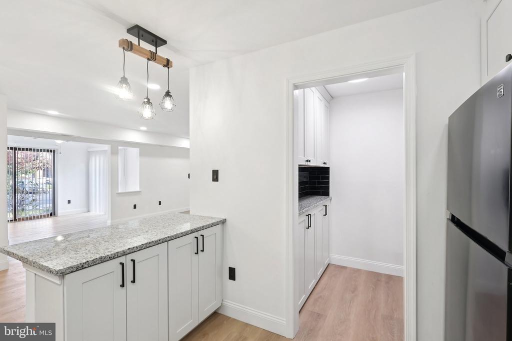 7 SUMAC COURT