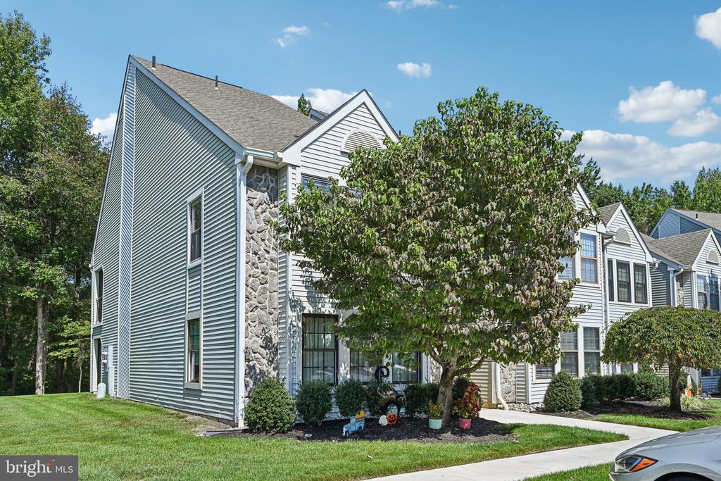 44 BRIDGEWATER DRIVE