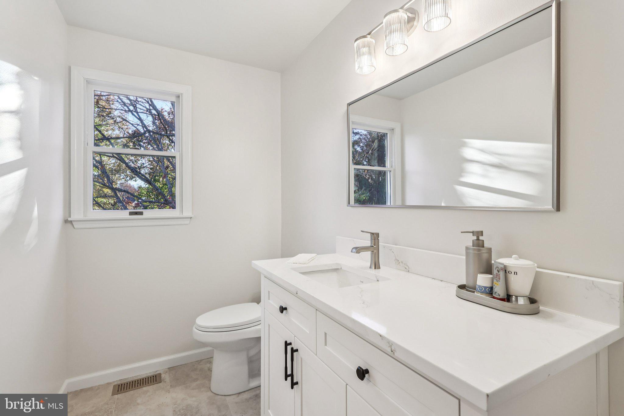 20 OLD REPUBLIC LANE