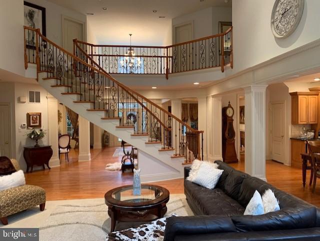 12 PENDLETON COURT